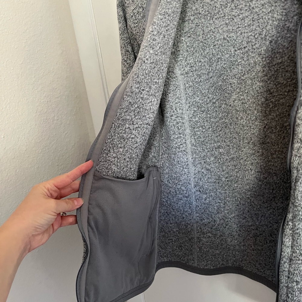 Patagonia Gray Full-Zip Fleece Jacket - Picture 4 of 7